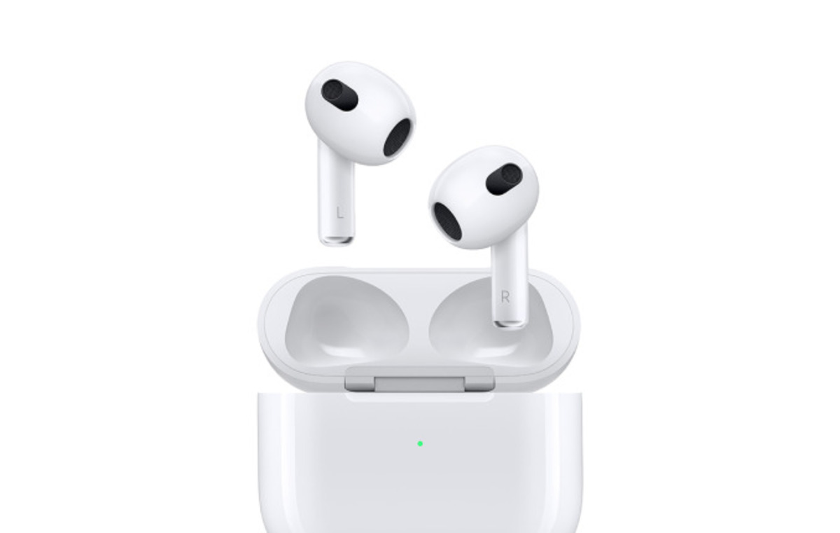 Apple AirPods (3rd Gen) with Lightning Charging Case Gift card