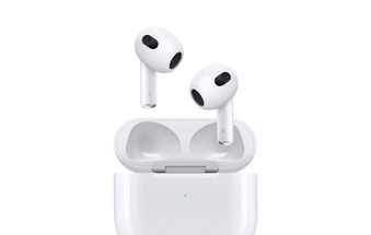 Apple AirPods (3rd Gen) with Lightning Charging Case