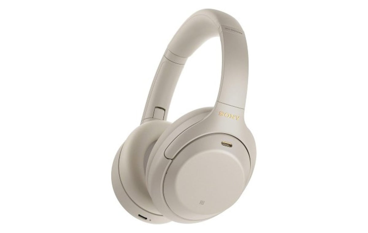 Sony WH-1000XM5 Wireless Noise Cancelling Headphones (Silver) Gift card